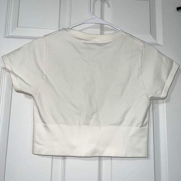Offline by Aerie White Athletic Crop Top Seamless Size M - Picture 4 of 4